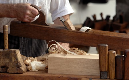 High-Quality Carpentry Services for Home & Office